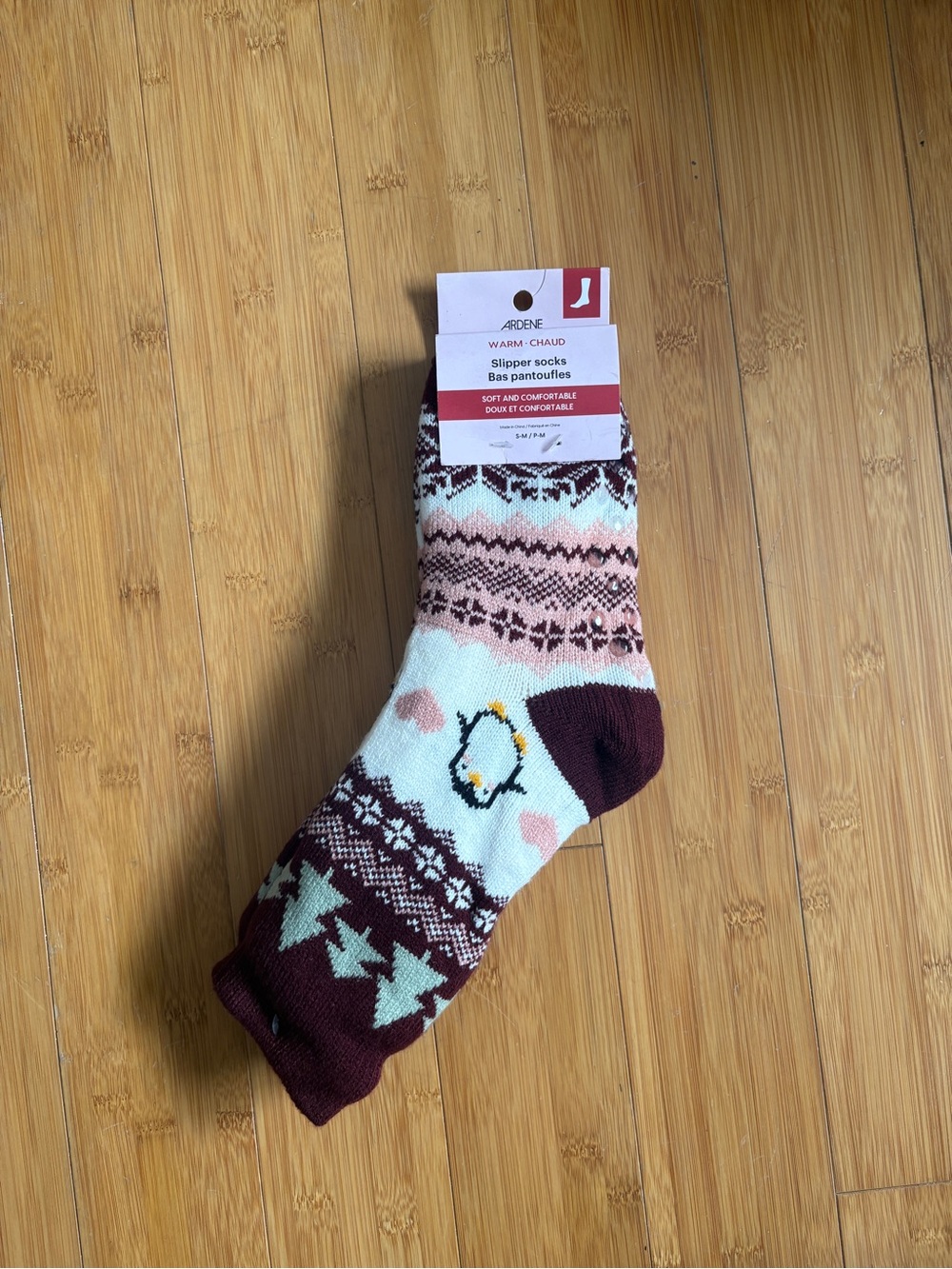 Ardene Maroon Pink White Penguin Pattern Slipper Socks